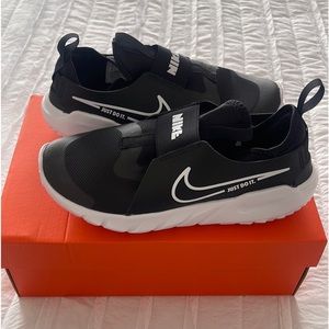 Nike slip on youth sneakers size 4.5 Y